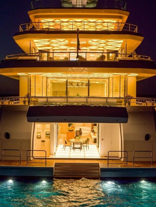 The Luminosity Megayacht is currently up for sale at a 50% discount, despite being abandoned.